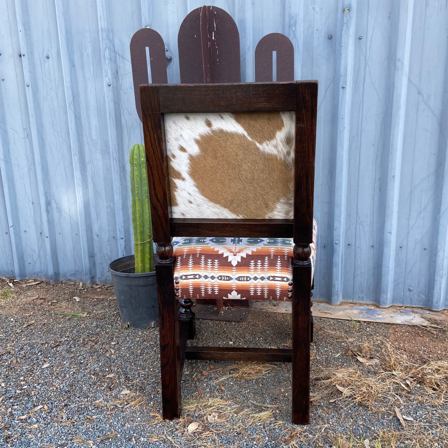 Bison Roaming Chair