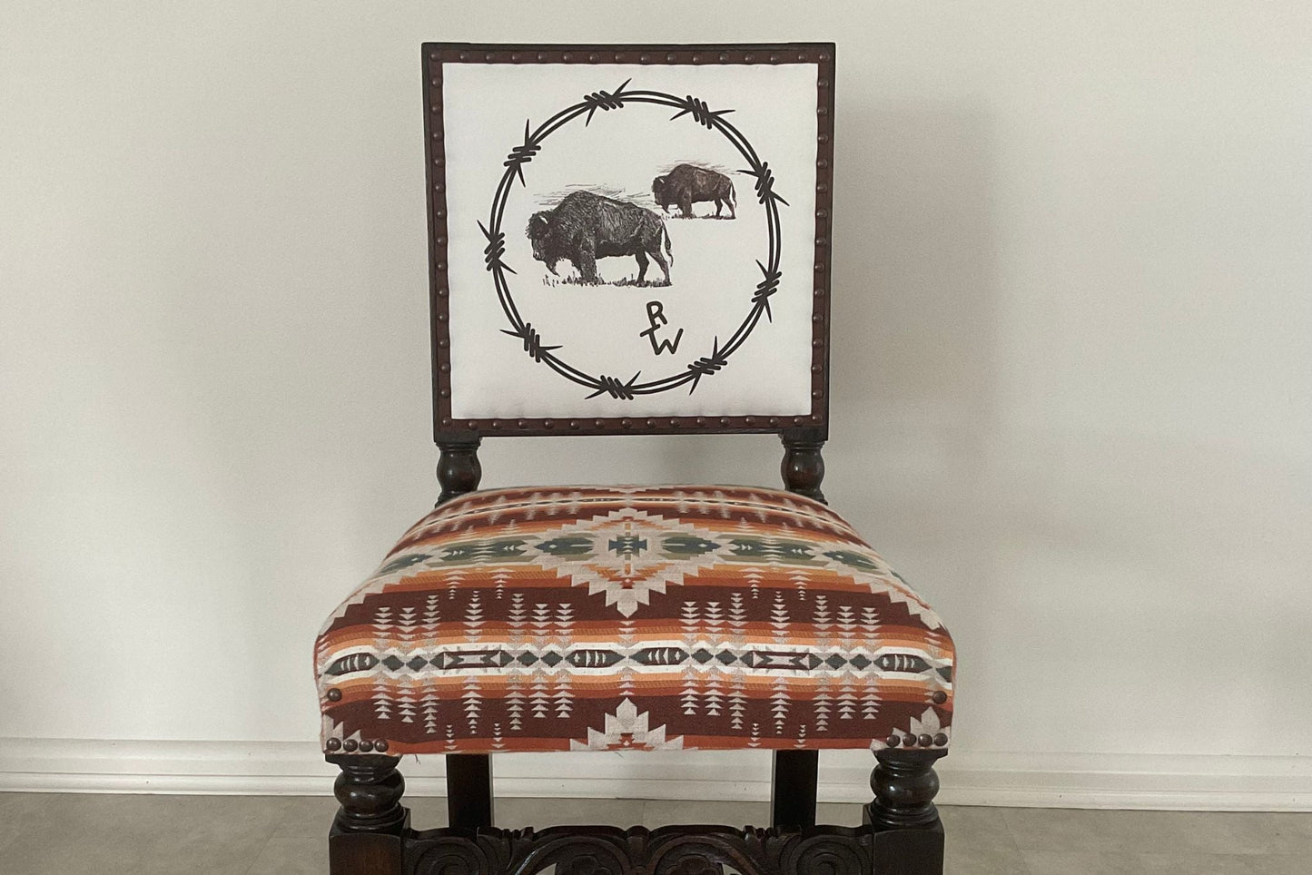 Bison Roaming Chair